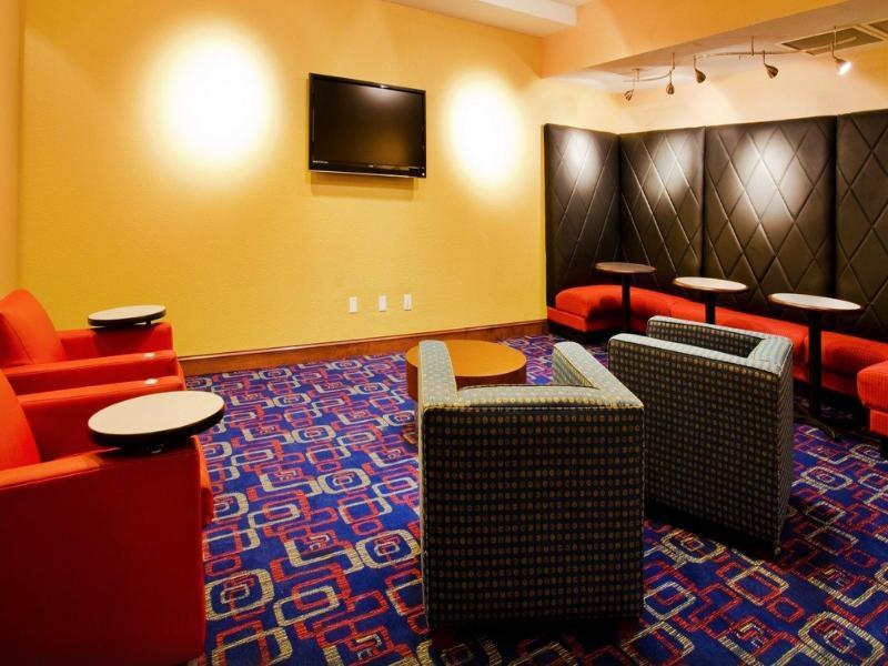 Holiday Inn Express & Suites - Nearest Universal Orlando By Ihg Extérieur photo
