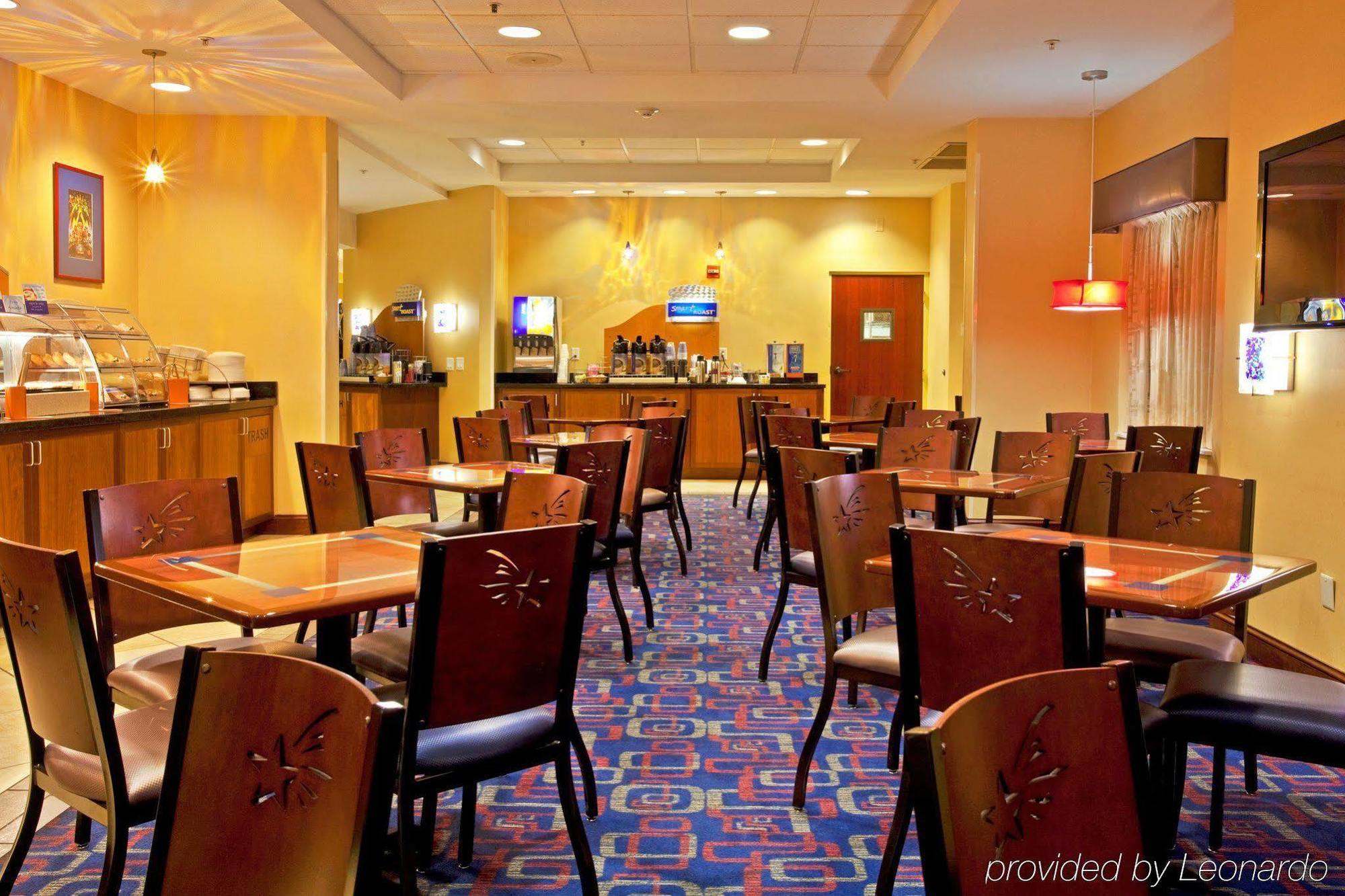 Holiday Inn Express & Suites - Nearest Universal Orlando By Ihg Extérieur photo